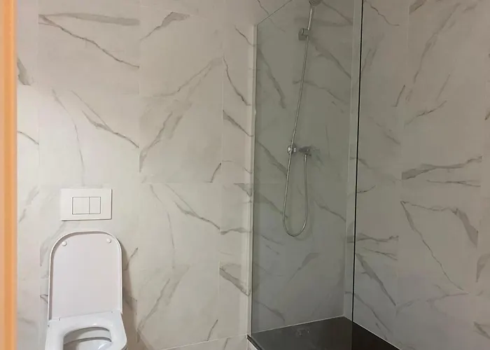 Lullaby By Hamilton Vandrerhjem Barcelona