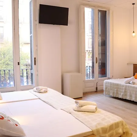 Hostal Lullaby By Hamilton Barcelona